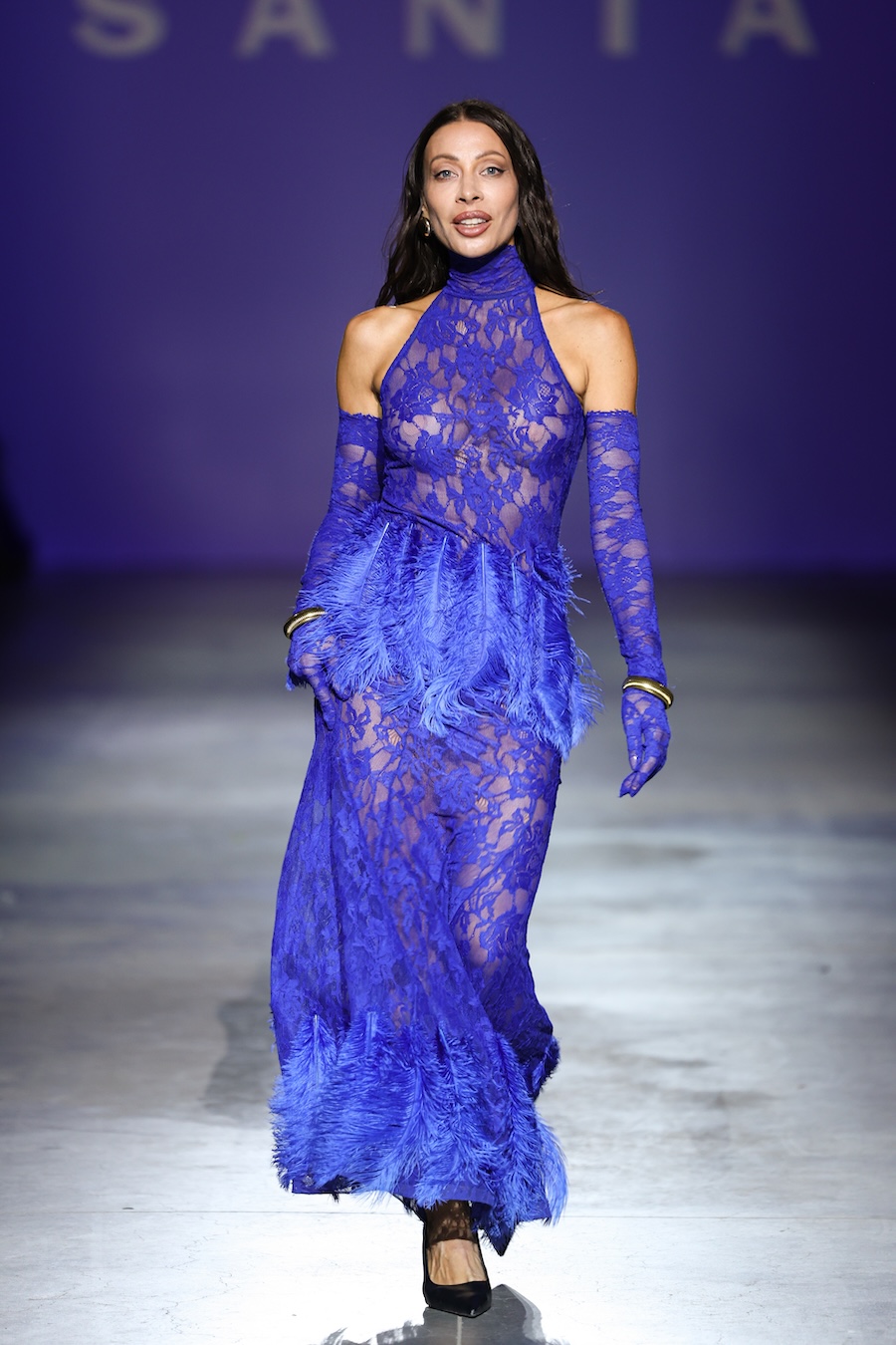UFW SS’27: SANTA — новий must-have тренд у power dressing: скульптурний крій та ефектні об’єми для твого незабутнього образу 21 Колекція SANTA