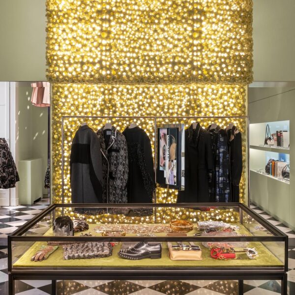 Prada Galleria в Мілані: must-have естетика нового простору від Prada, що задає тренди