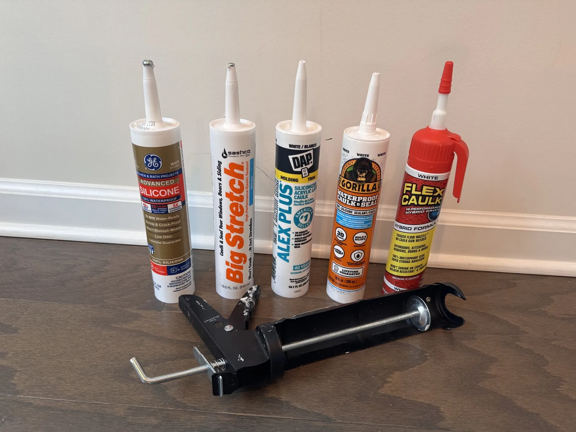 Best Caulk for Baseboards Close-Up