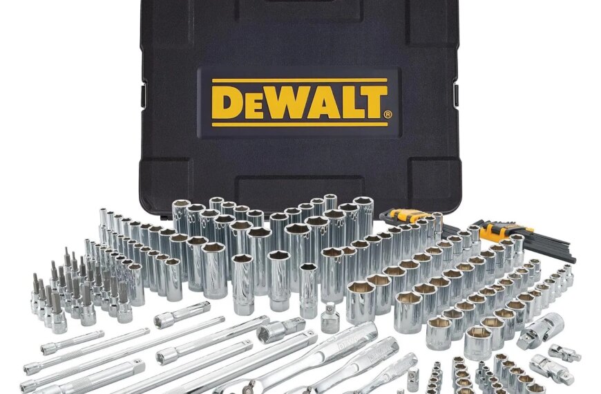 Україночка 116 Інструменти DeWalt, Craftsman, Klein Tools та інших брендів подешевшали на 46%