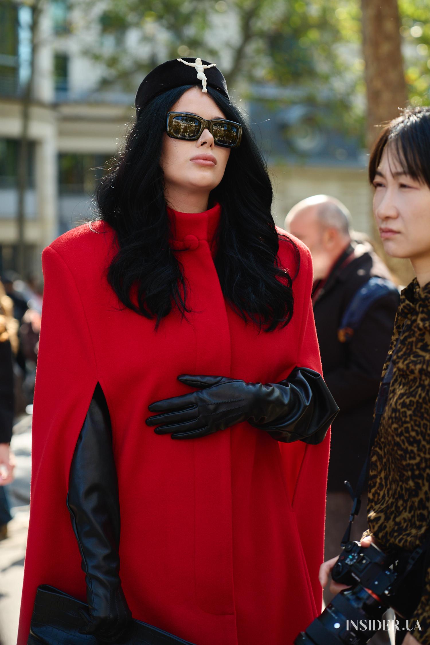 Street style PFW SS&rsquo;27: найяскравіші образи гостей показу Miu Miu
