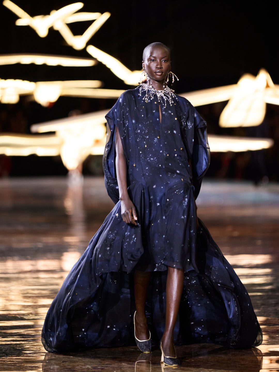 Chanel SS’27: смілива колекція, що диктує новий тренд на показ тіла 25 Chanel SS’27: смілива колекція, що диктує новий тренд на показ тіла 25