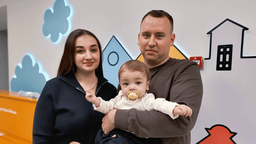 Україночка 237 Наймолодшому пацієнту Львова врятували життя: татова печінка для крихітки
