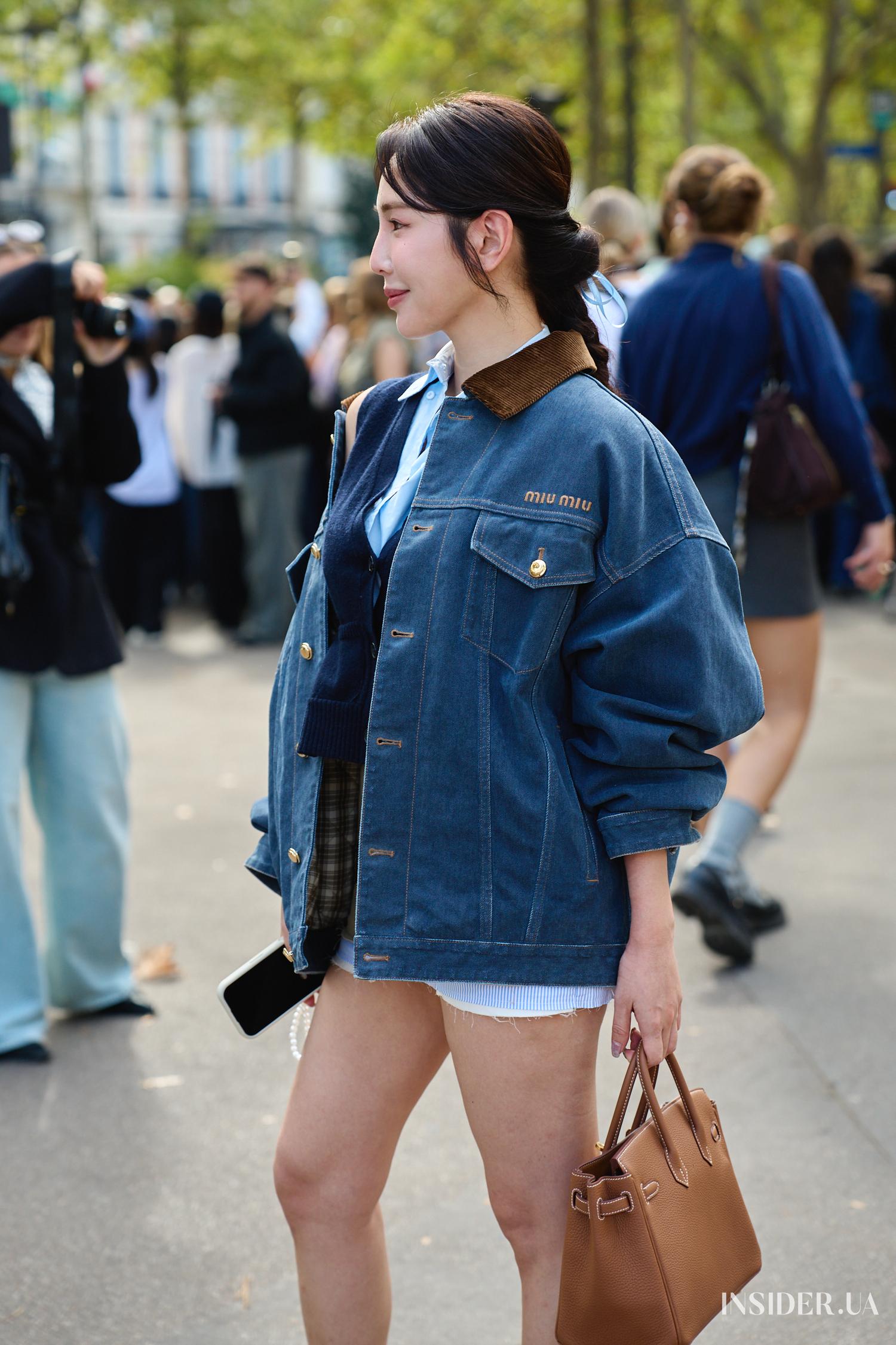 Street style PFW SS&rsquo;27: найяскравіші образи гостей показу Miu Miu