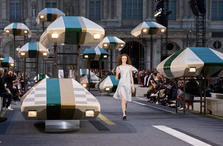 Кристали та футуристичні силуети: Louis Vuitton демонструє тренд гардеробу майбутнього