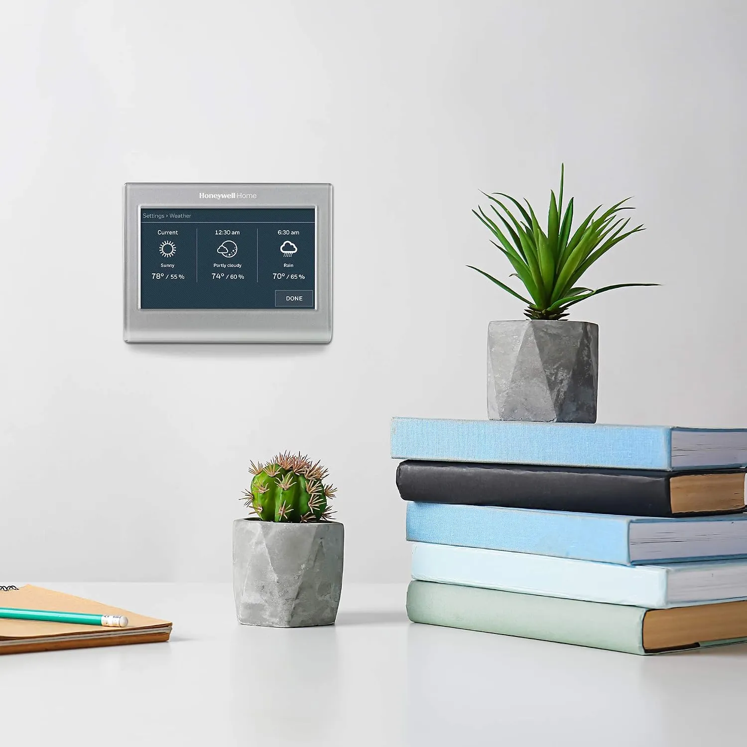 Розумний термостат Honeywell Home Wi-Fi Smart Color