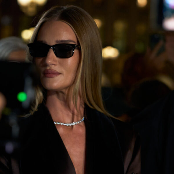 PFW SS’27: Гості Tom Ford задають тренди вулиць – твої фешн-образи з Парижа